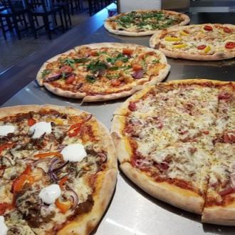 I morgon fredag 28.08 Vår uppskattade Granit pizza buffé på lunchen. kl 11 - 13.30
